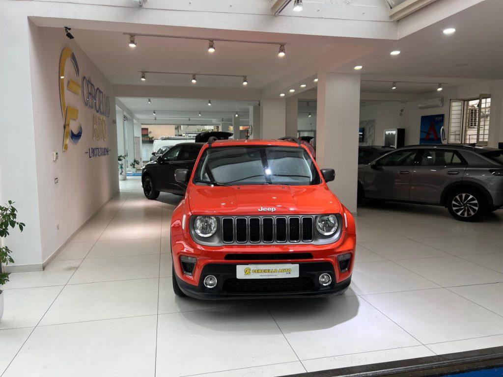 Jeep Renegade 1.6 Mjt 120 CV Limited da e179,00 mensili