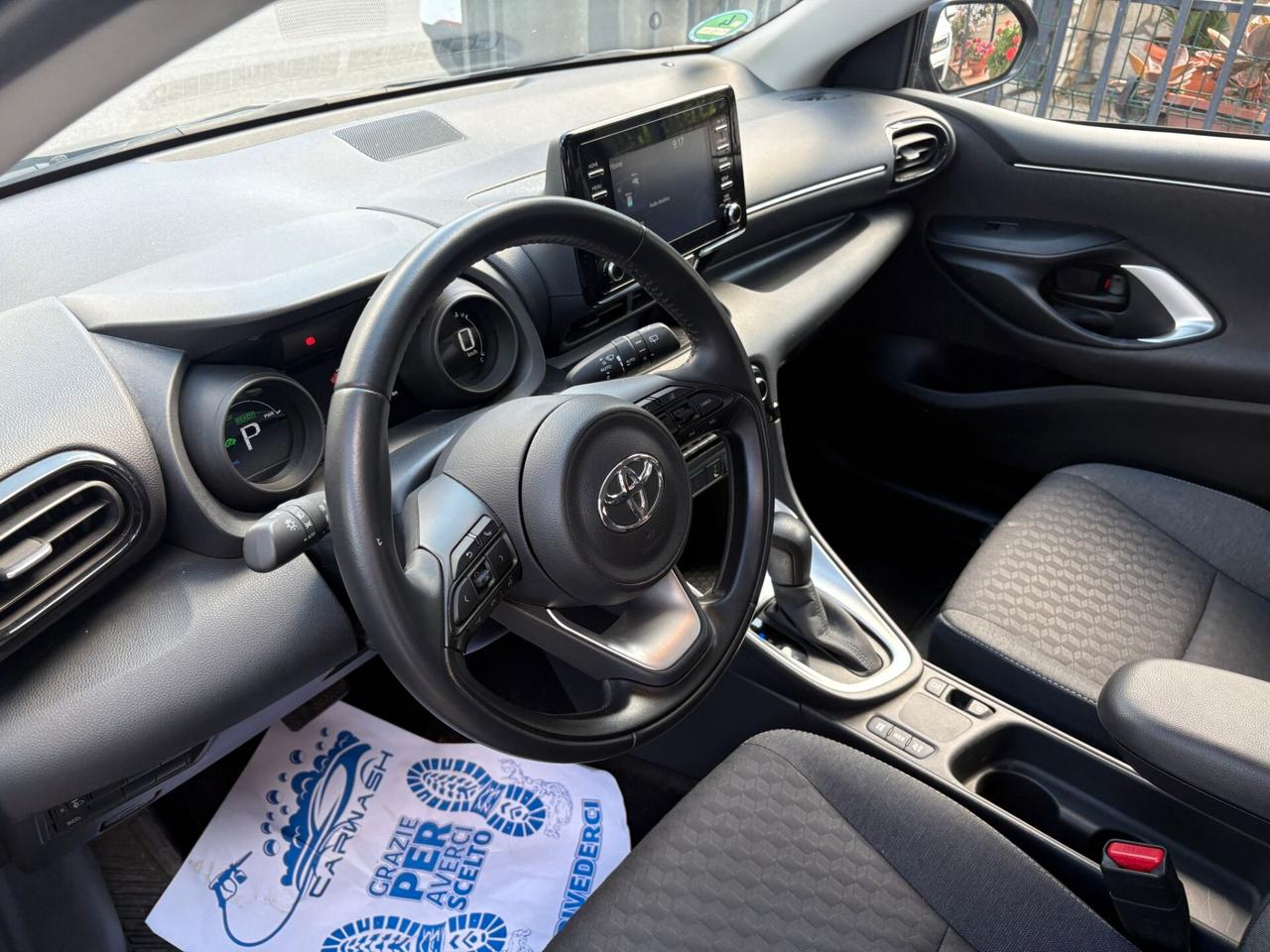 Toyota Yaris 1.5 Hybrid 5 porte Lounge design