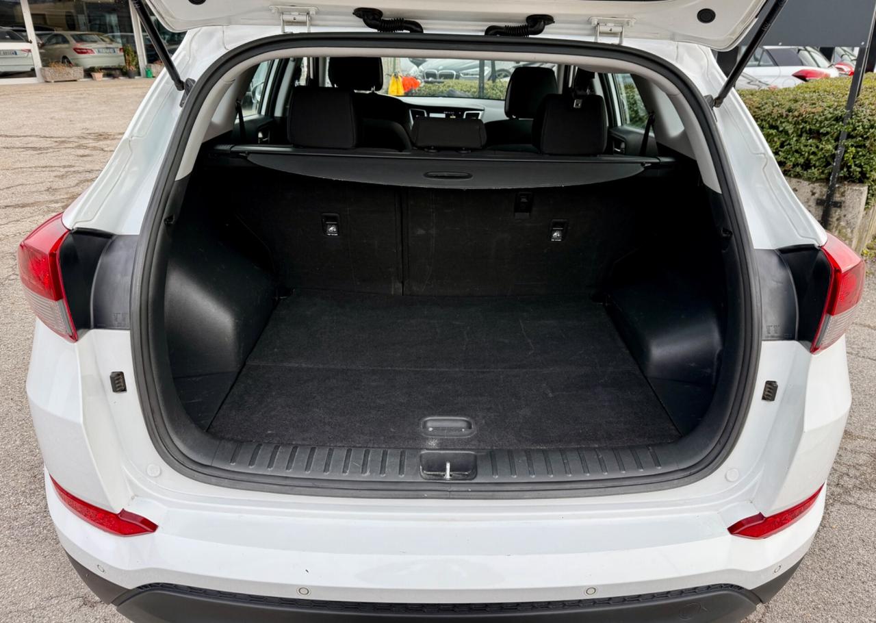 Hyundai Tucson 1.7 CRDi DCT Sound Edition AUTOM.