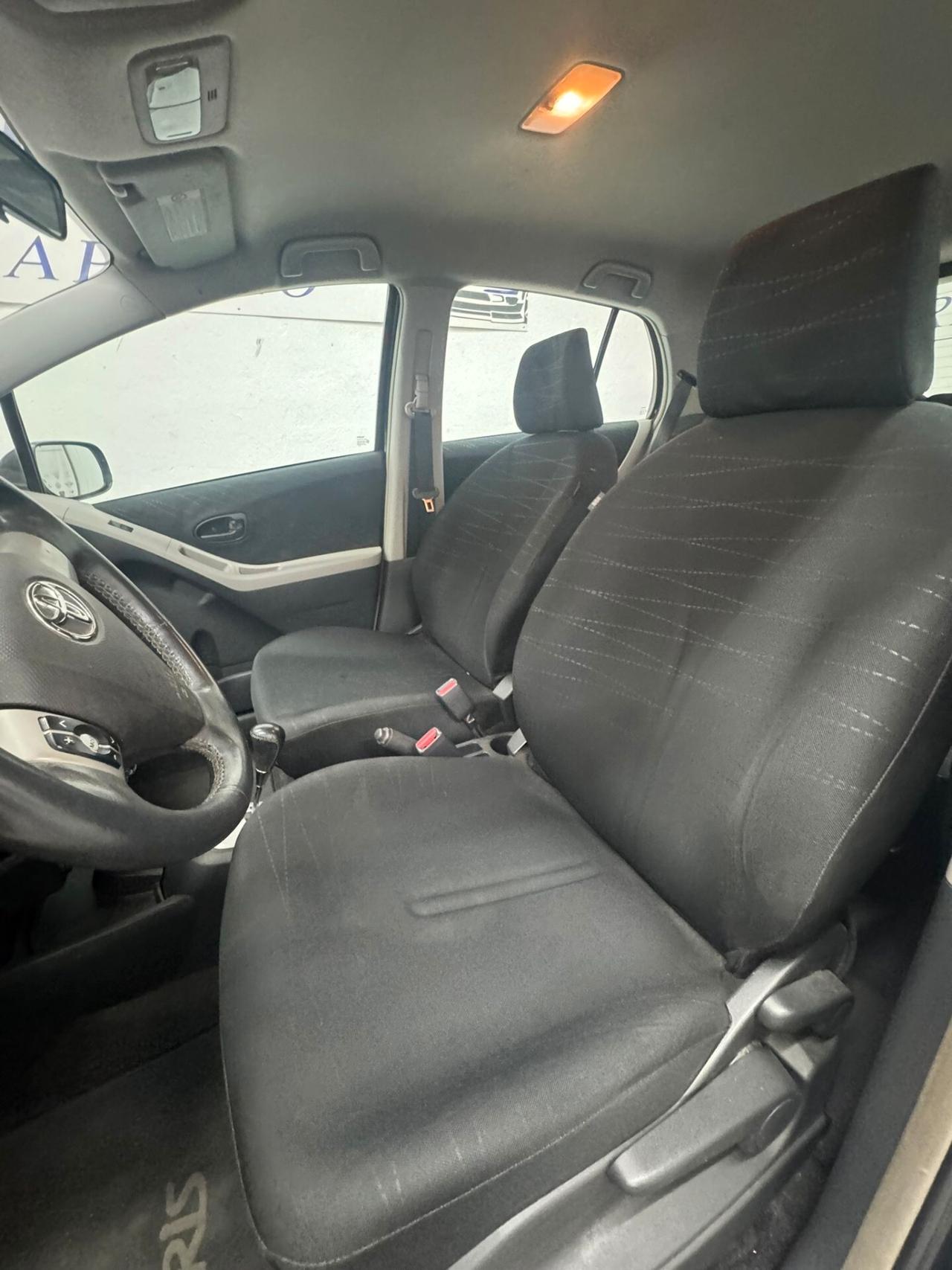Toyota Yaris 1.3 5 porte