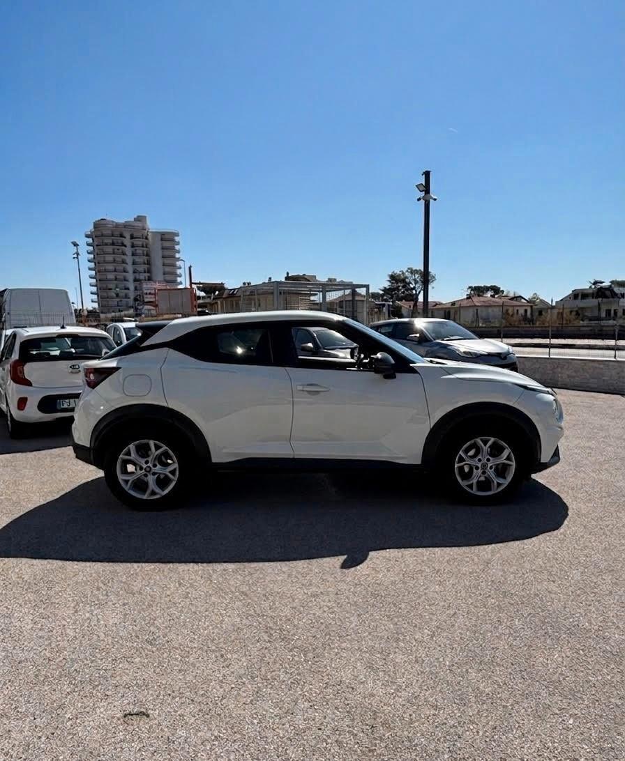 Nissan Juke 1.0 DIG-T 114 CV DCT N-Connecta
