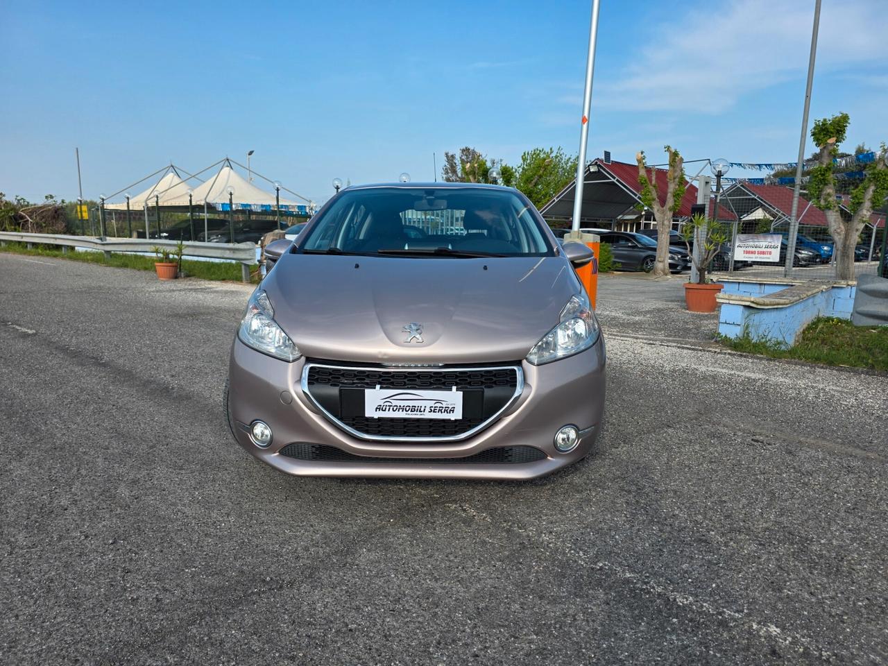 Peugeot 208 1.4 HDi 68 CV 5 porte Allure