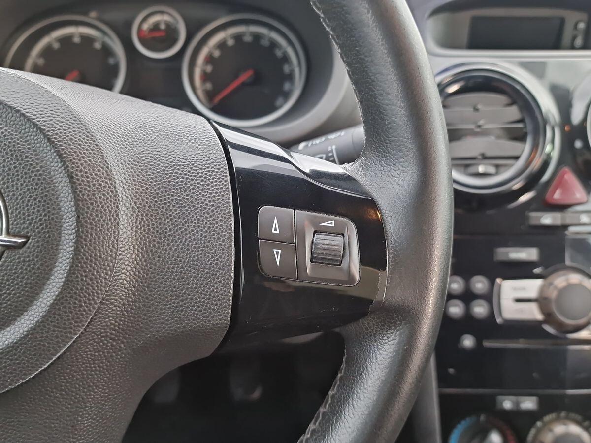 OPEL CORSA 1.2 GPL CLUB 5 PORTE