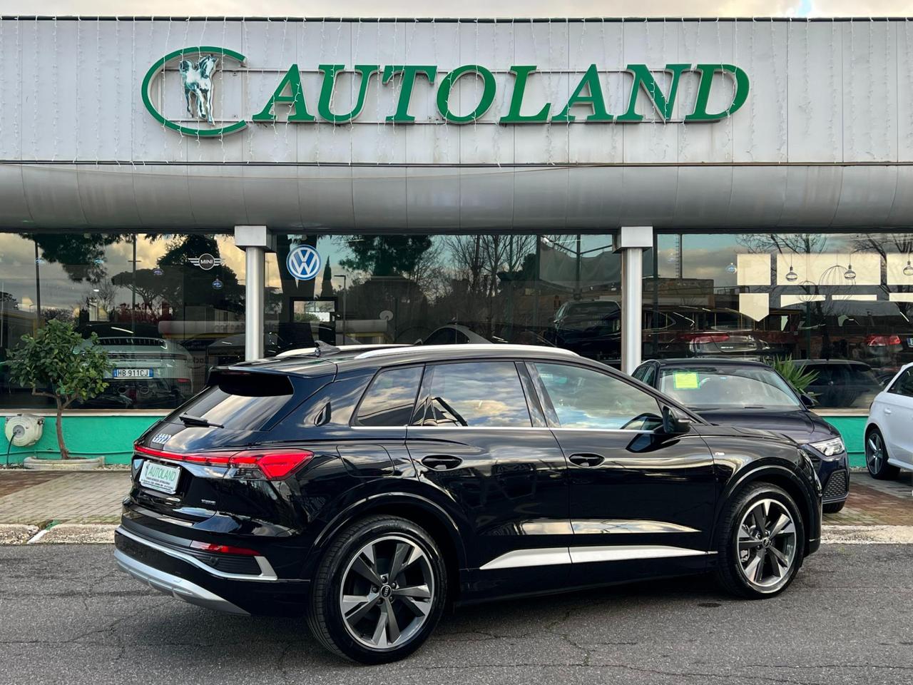 Audi Q4 e-tron 45 S line edition quattro 286cv