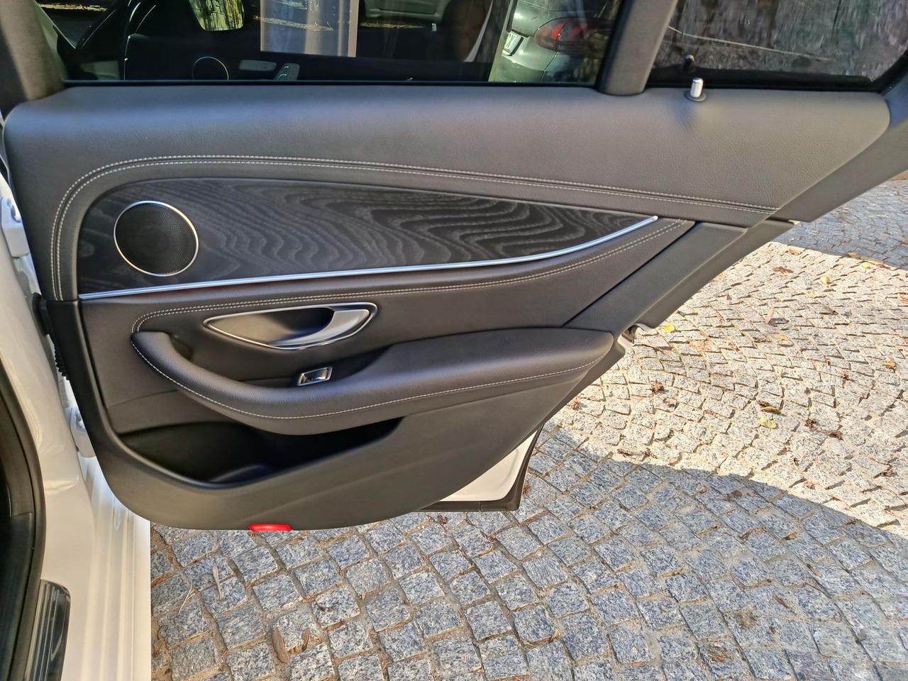 Mercedes-Benz E 220 Premium Plus E 220 D #8033