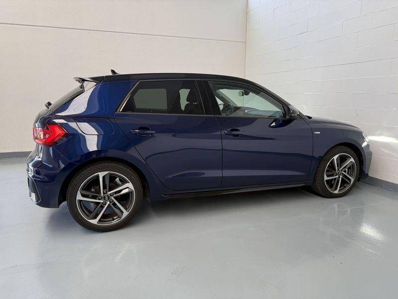 Audi A1 SPB 30 TFSI Black Edition S-line + C.Play + Led