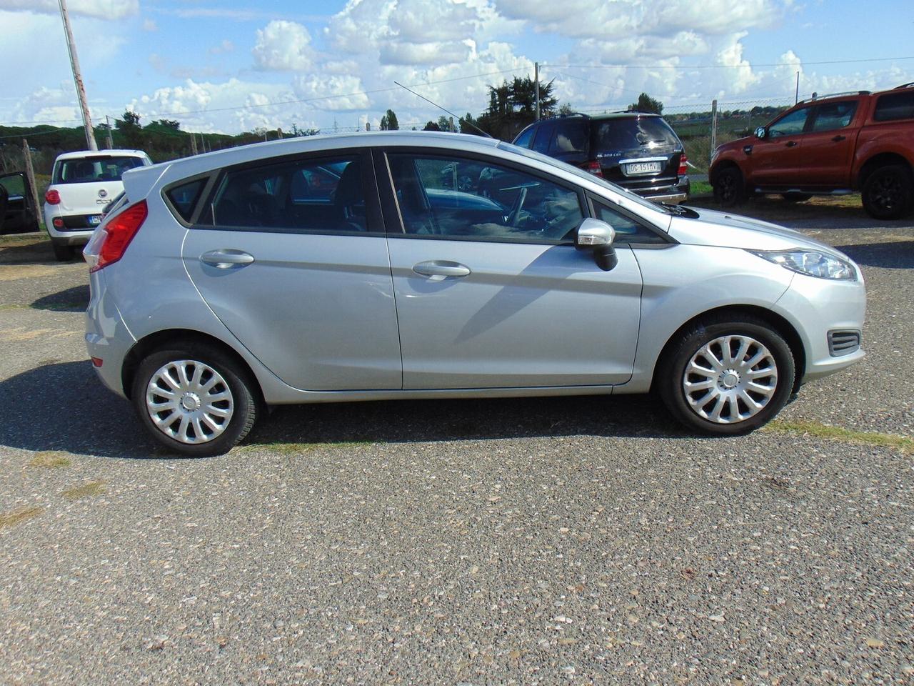 lancia ypsilon 1.3 mjt