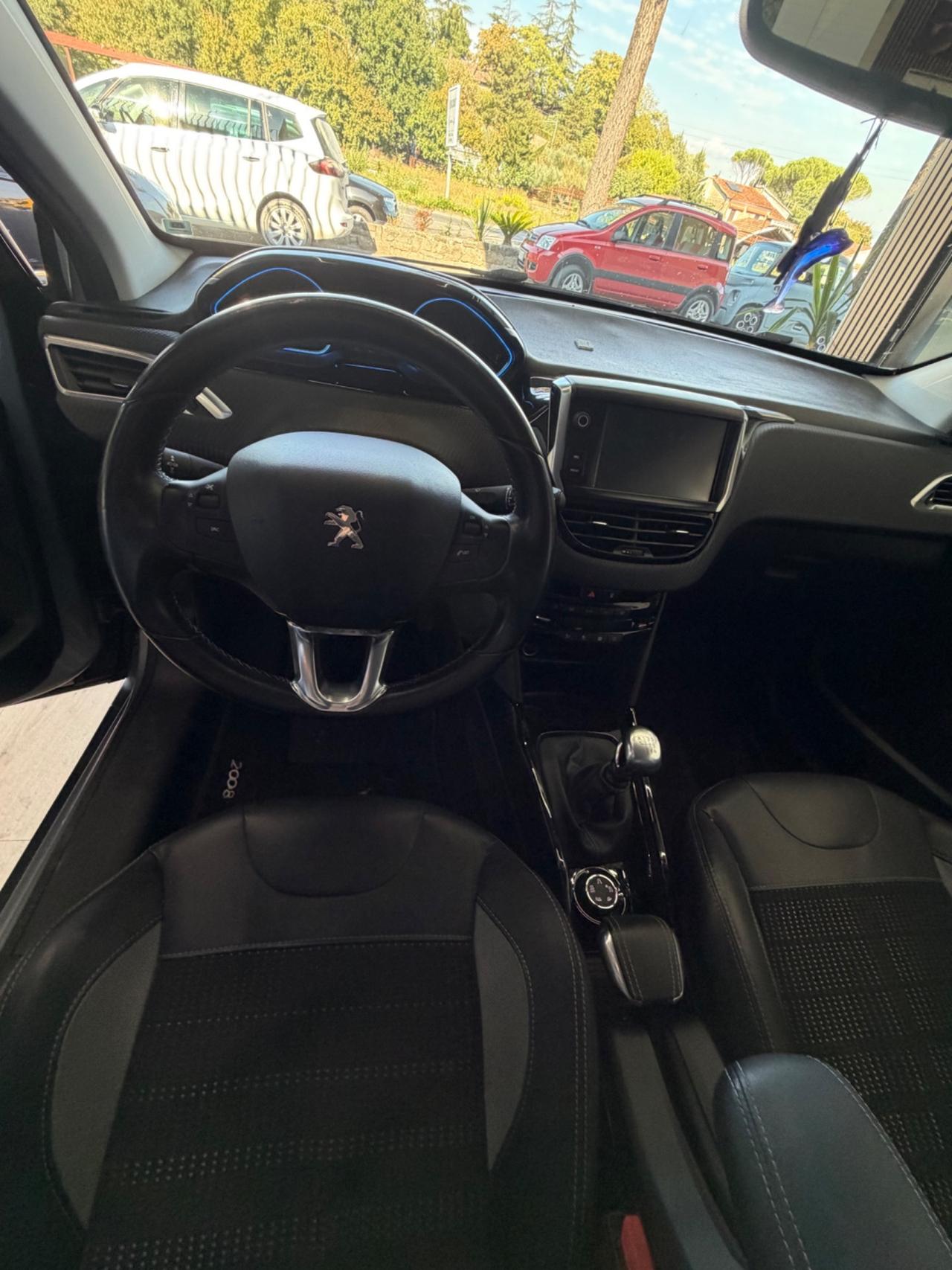 Peugeot 2008 BlueHDi 120 S&S Black Matt