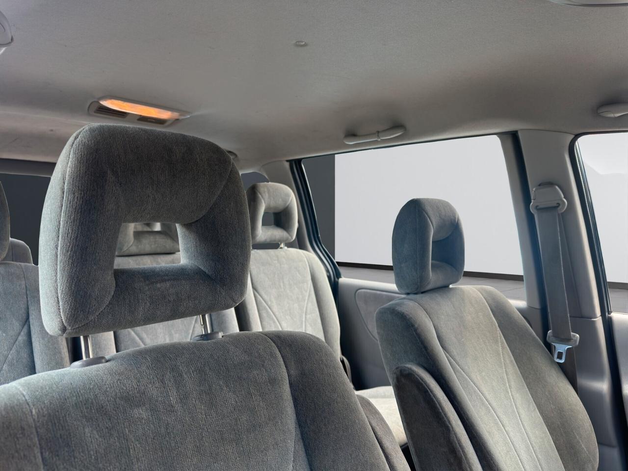 Mazda MPV 2.0i 16V cat