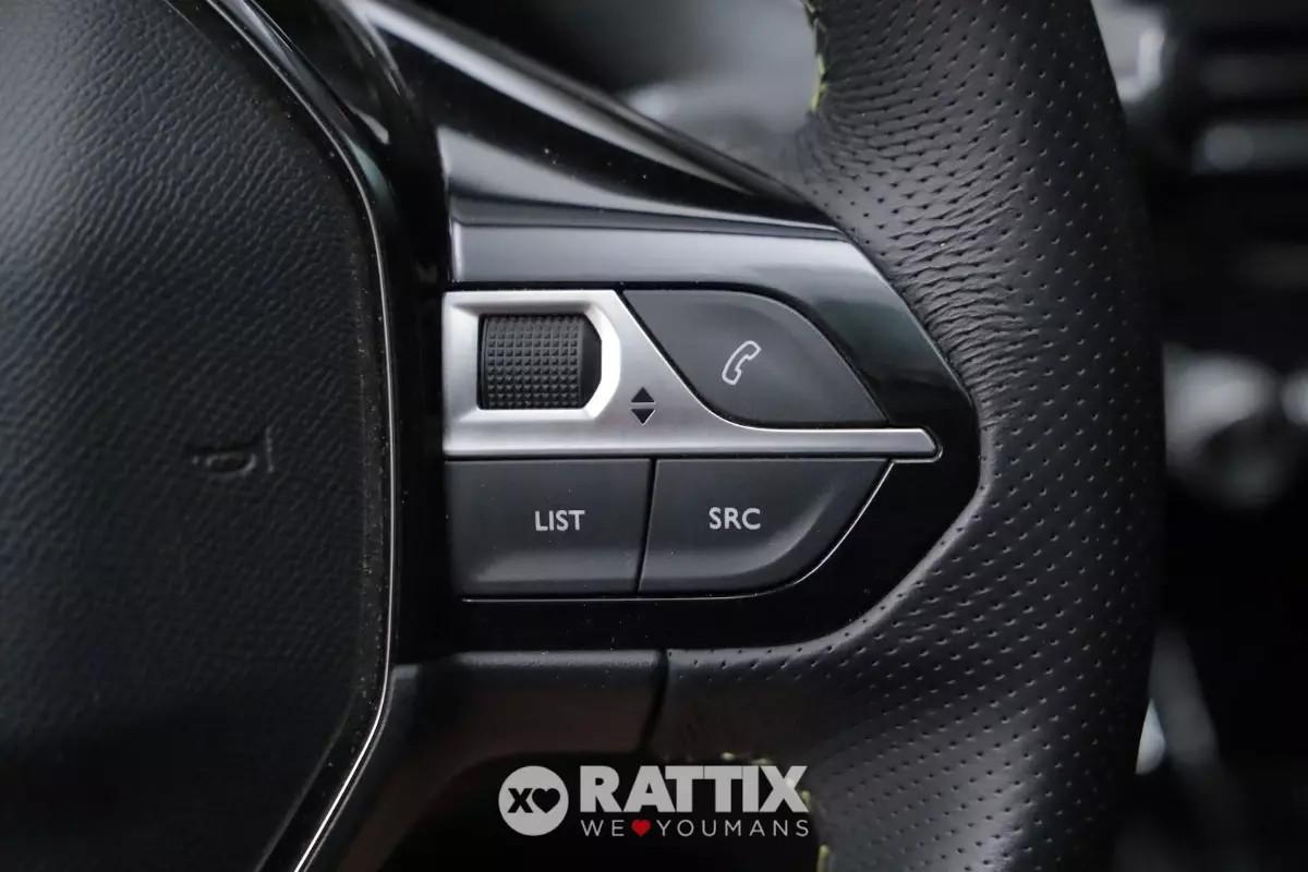 Peugeot e-208 motore elettrico 100kW GT