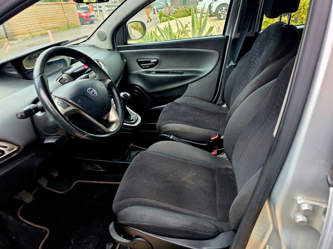 Lancia Ypsilon 1.3 MJT 16V 95 CV 5 porte S&S Gold