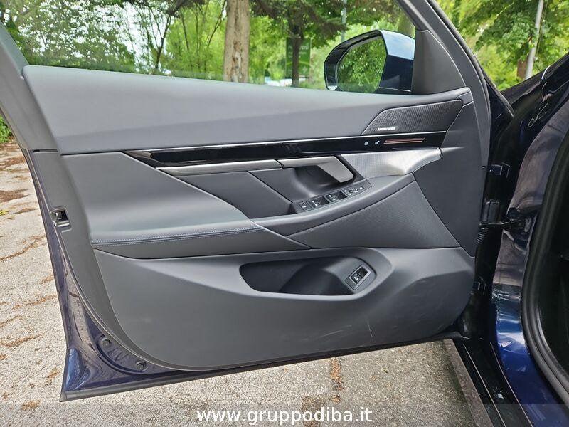 BMW Serie 5 G61 Touring 520d Touring 48V xdrive MSport Pro auto