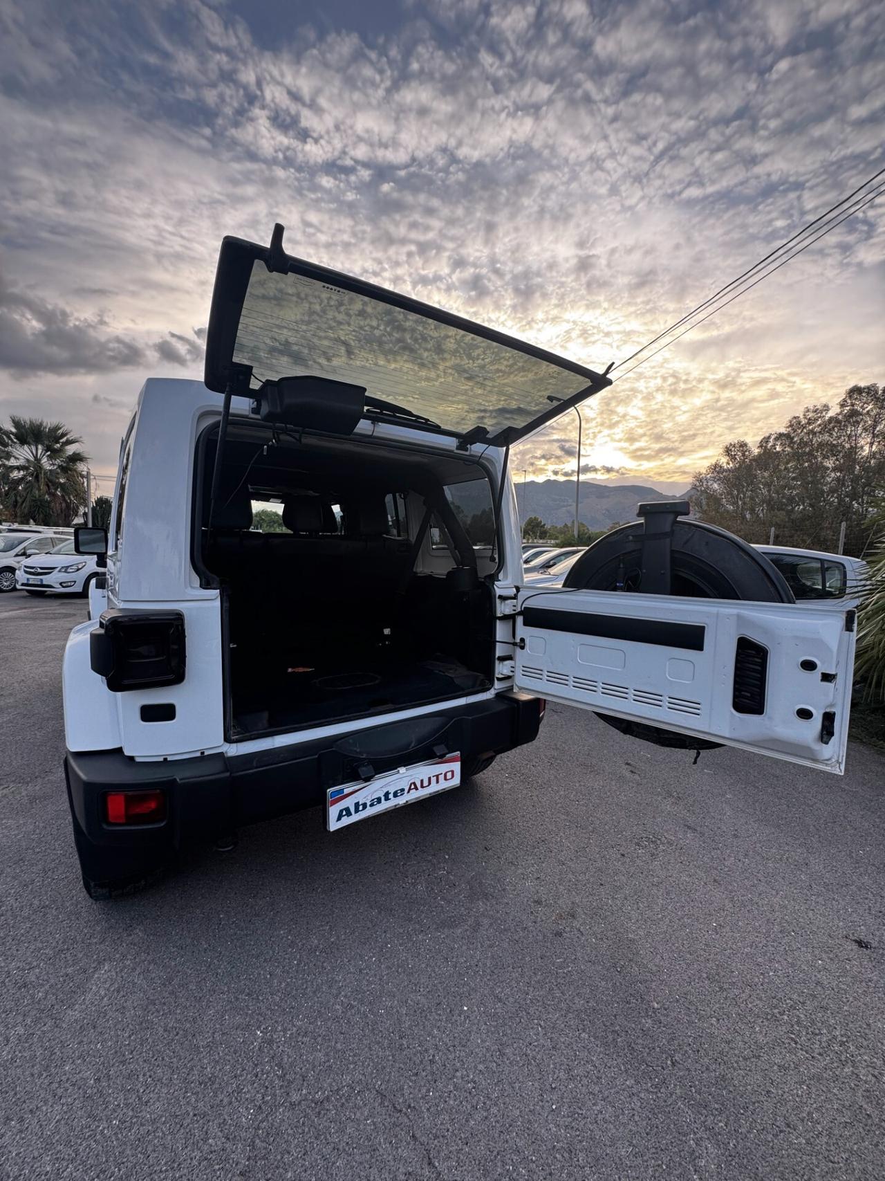Jeep Wrangler Unlimited 2.8 CRD DPF X Auto