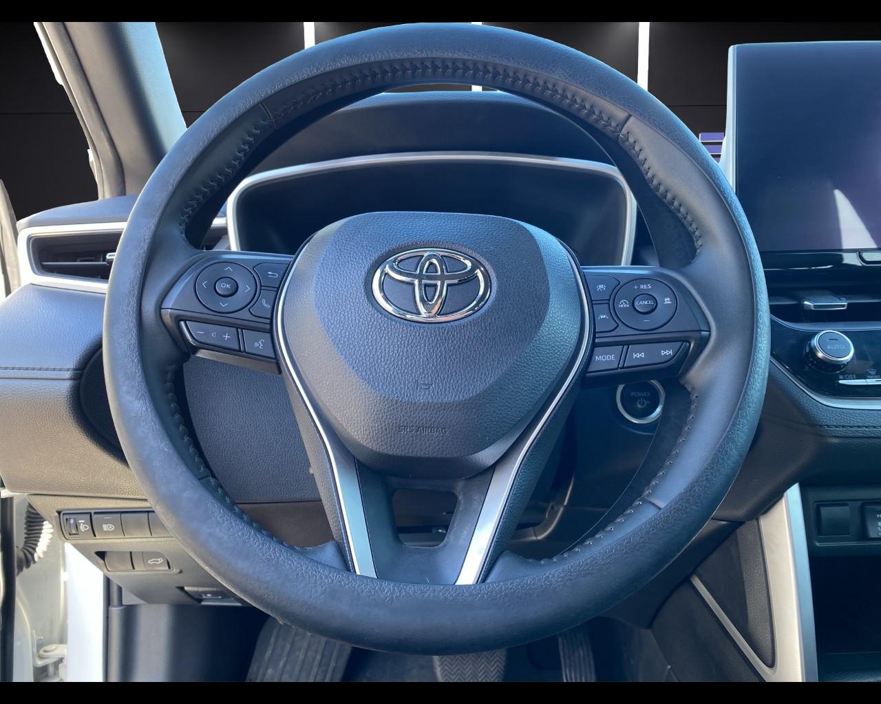 TOYOTA Corolla Cross 2.0 Hybrid 197 CV E-CVT LUXURY