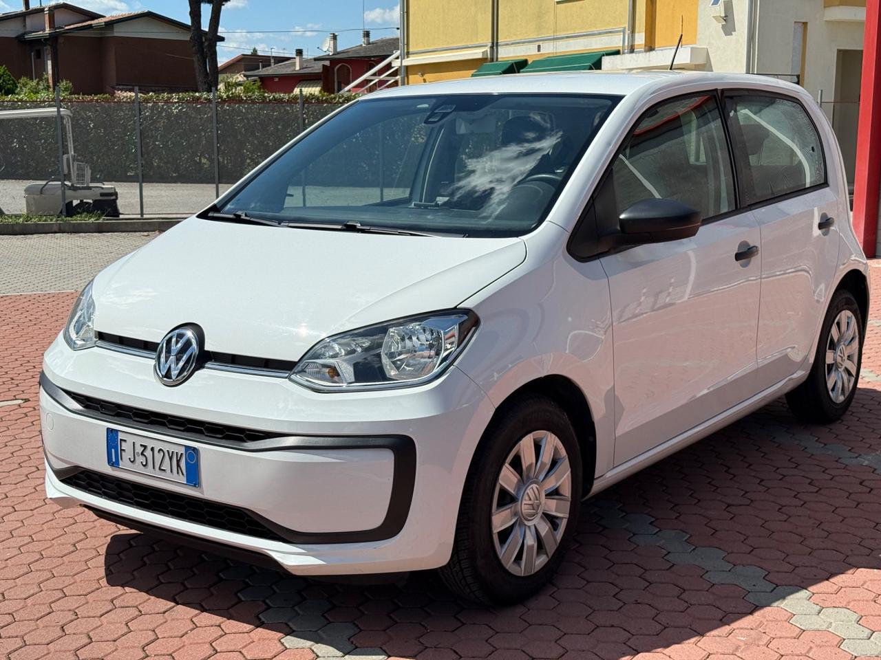 Volkswagen up! 1.0 5p. take