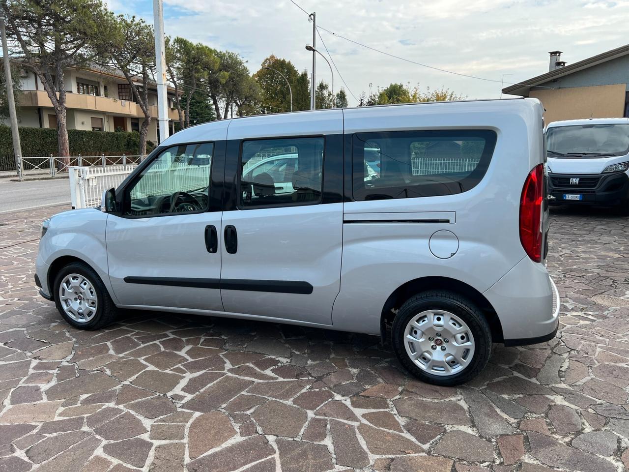 Fiat Doblo Maxi 1.6 MJT 120CV S&S Combi N1 5 Posti