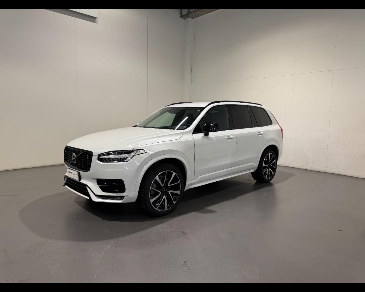 VOLVO XC90 B5 AUTO PLUS DARK