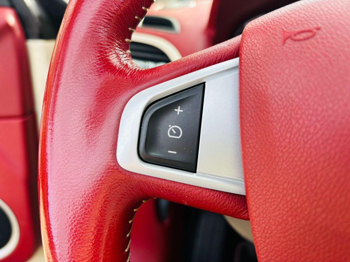 Renault Mégane Cabrio 1.5 dCi 110CV Floride Unip. n°575