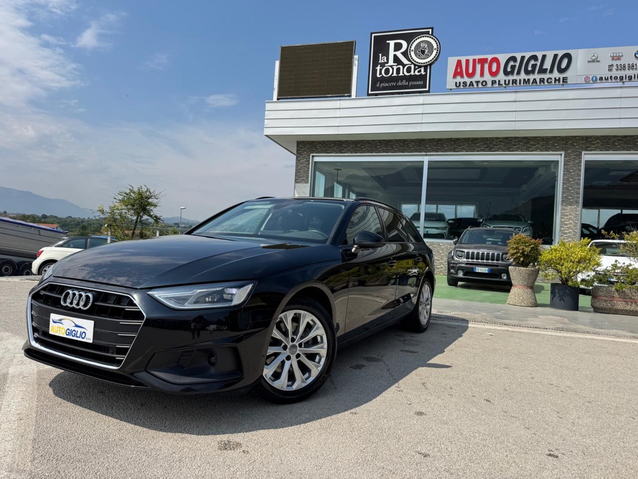 Audi A4 Avant 30 TDI/136 CV S tronic Business Advanced