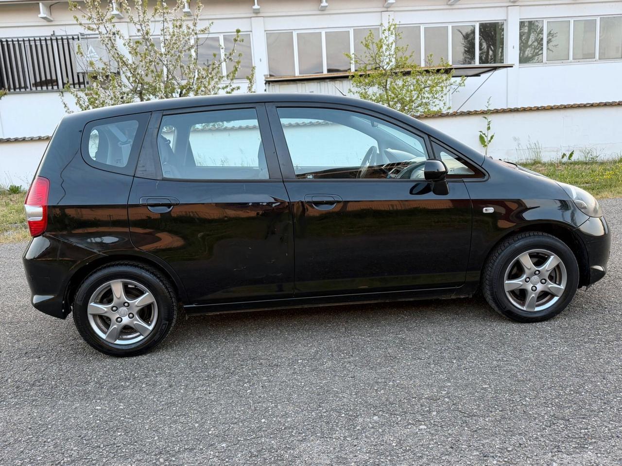 Honda Jazz 1.2 Benzina Neopatentati