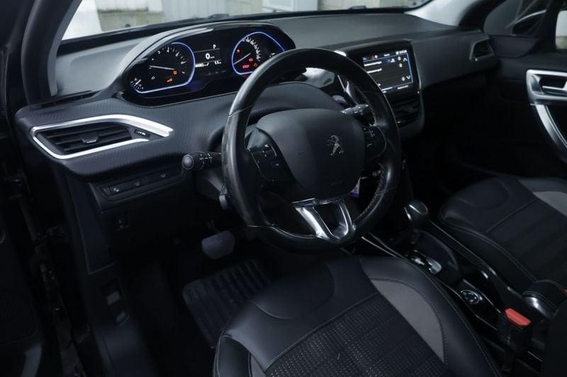 Peugeot 2008 Peugeot 2008 PureTech Turbo 110 EAT6 S&S Black Matt Unicoproprietario