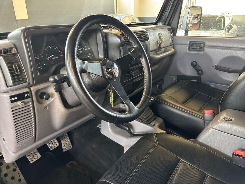 Jeep Wrangler Soft Top 2.5