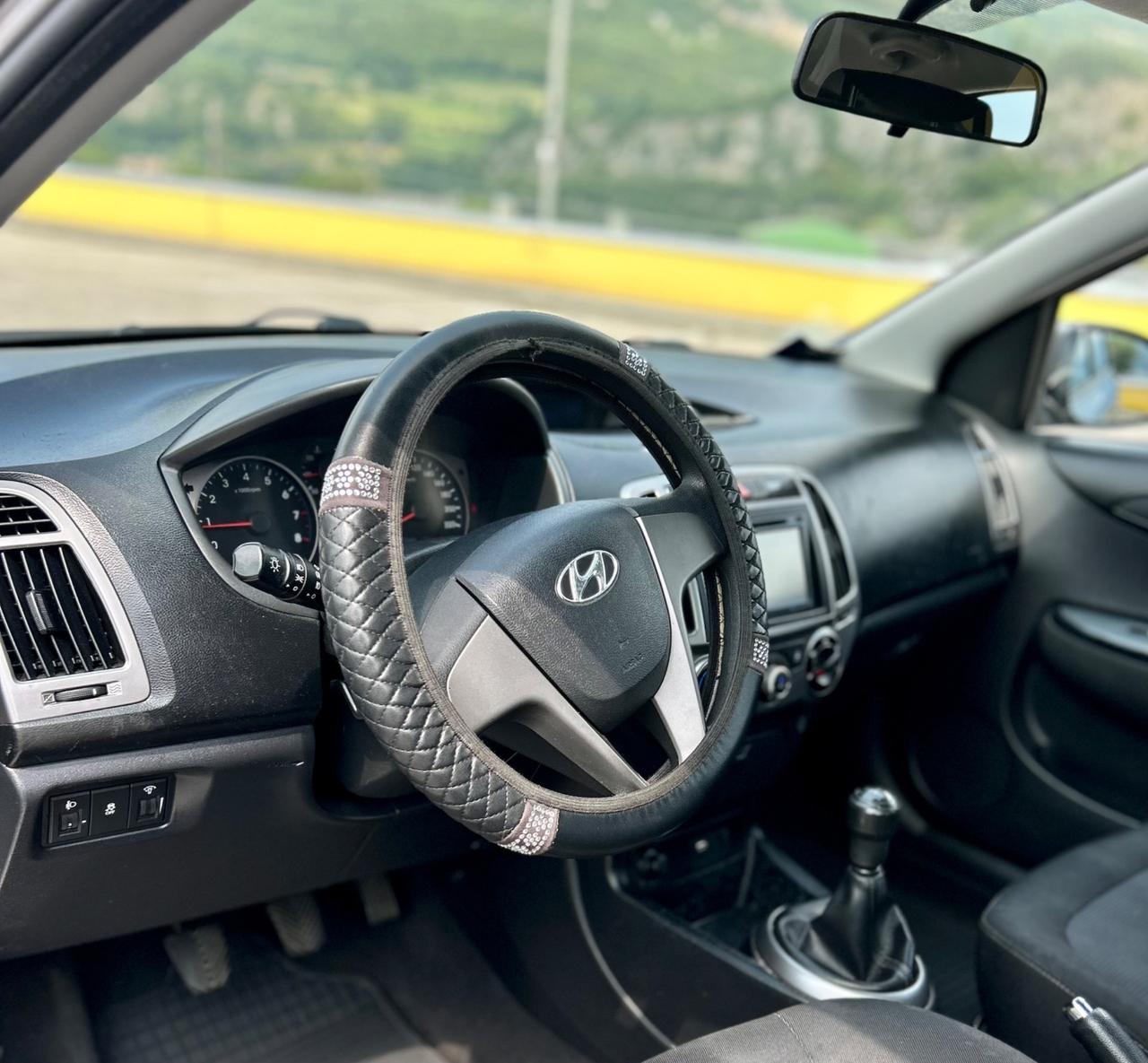 Hyundai i20 1.2 5p. Sound Edition Neopatentati
