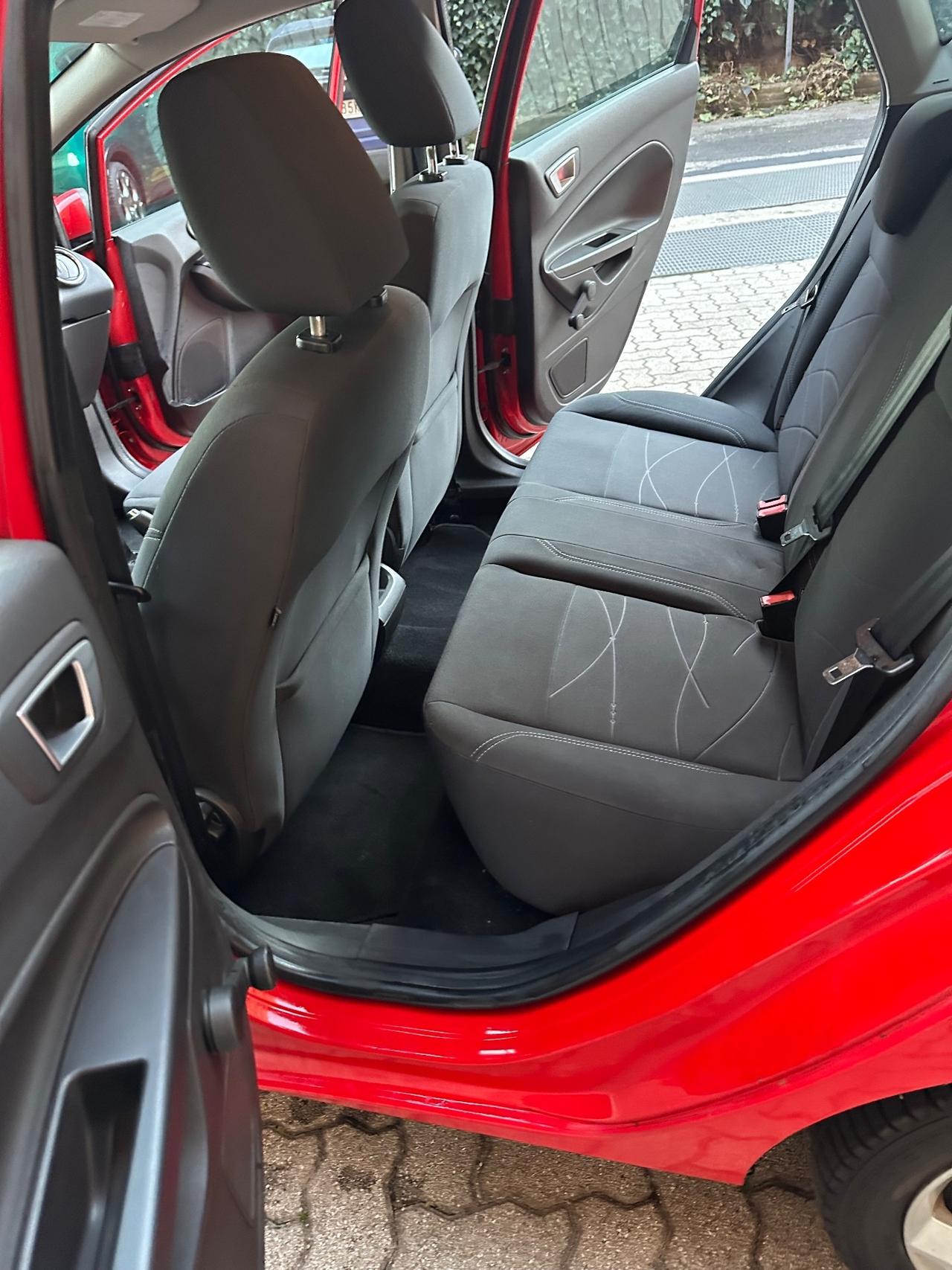 Ford Fiesta 1.4 5 porte Bz.- GPL Business