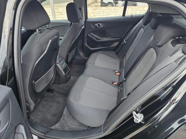 BMW 116 d 5p. Business Advantage