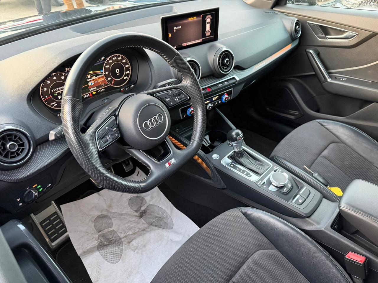 Audi Q2 40 TFSI quattro S tronic line Edition