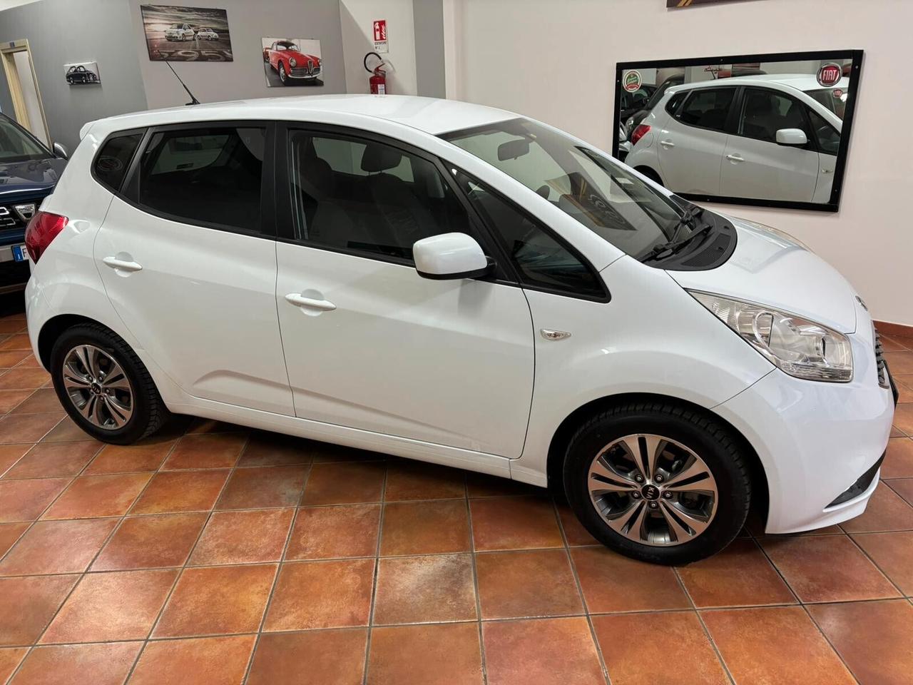 KIA VENGA 1.4 ACTIVE 2016