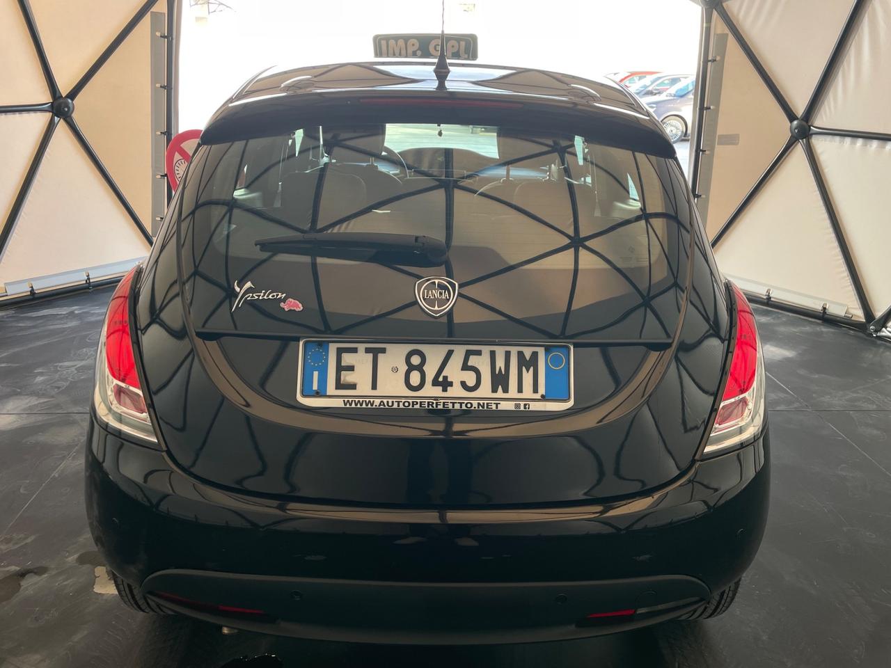 Lancia Ypsilon 1.2 69 CV 5 porte GPL Ecochic Gold