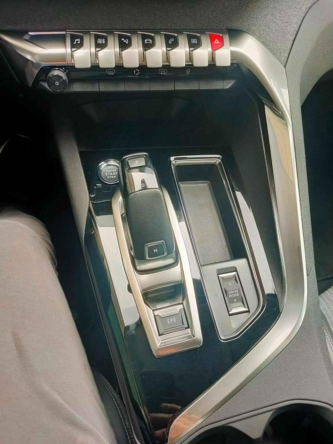 Peugeot 3008 BlueHDi 130 S&S EAT8 GT