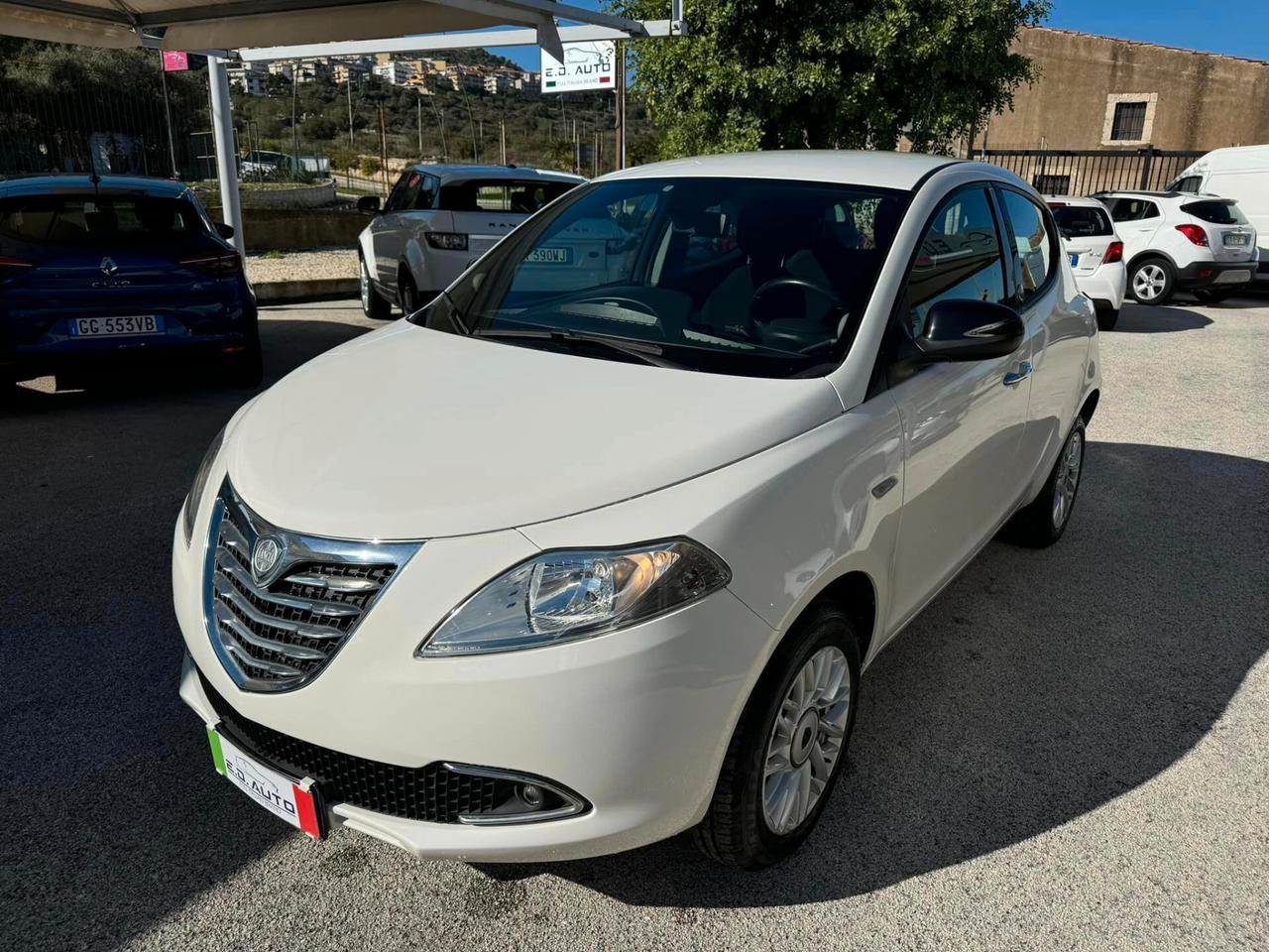 LANCIA YPSILON TERZA SERIE 0.9TWIN AIR 85CV BENZ/METANO