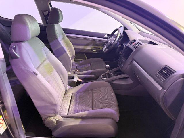 VOLKSWAGEN Golf 1.6 3p. Comfortline