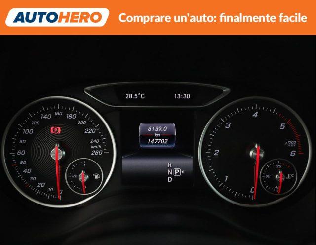 MERCEDES-BENZ A 180 d Automatic Business