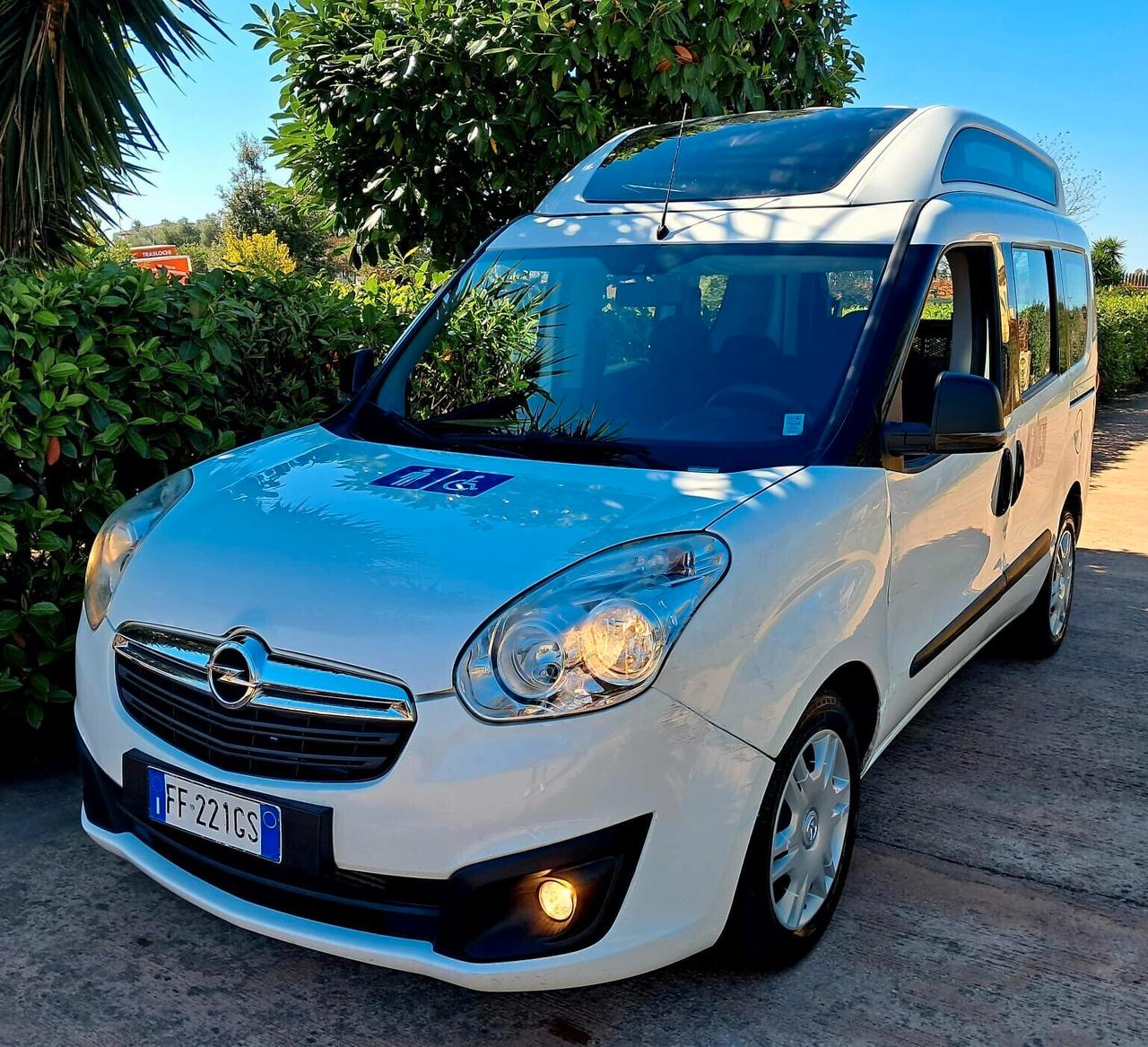 Opel Combo EURO 6 TETTO ALTO TRASPORTO DISABILI