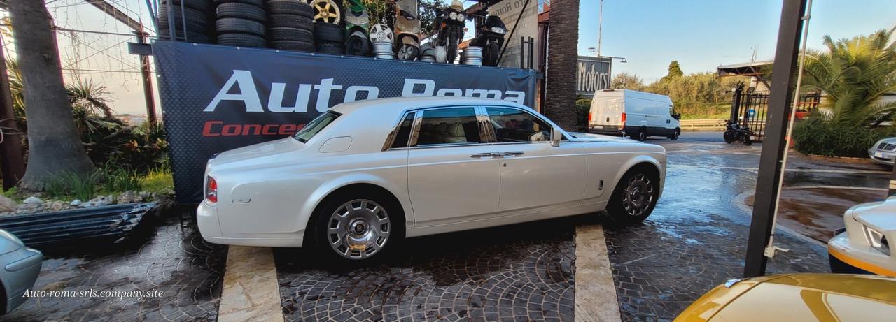 Rolls Royce Phantom 6.7 EWB