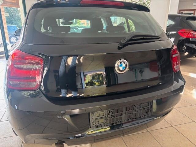 Bmw 114 114i 5p. Sport