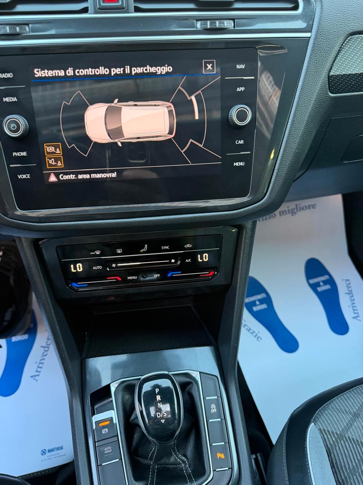 Volkswagen Tiguan 2.0 TDI 200 CV SCR DSG 4MOTION R-Line TETTO APRIBILE E GANCIO TRAINO