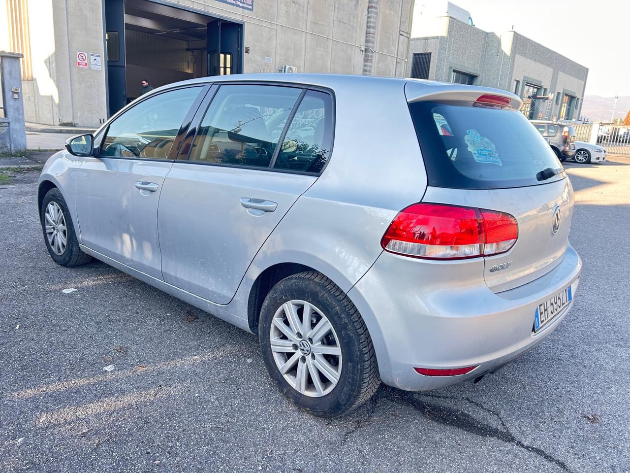 Volkswagen Golf 1200 tsi 105 cv leggi annuncio