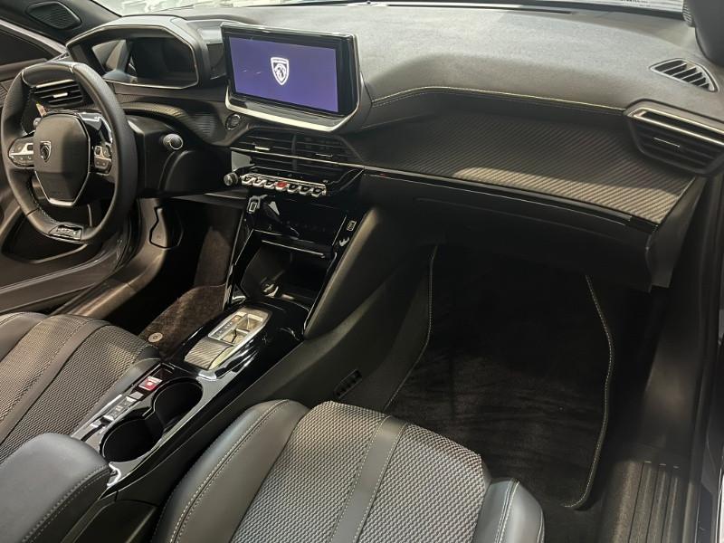 PEUGEOT 2008 motore elettrico 156 CV GT