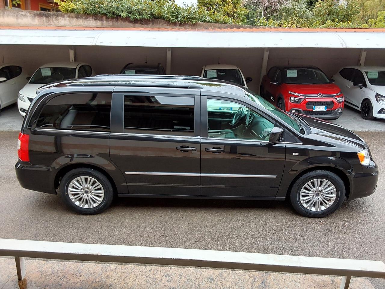 Lancia Voyager 2.8 D. 163 CV PLATINIUM PLUS KM 7.700