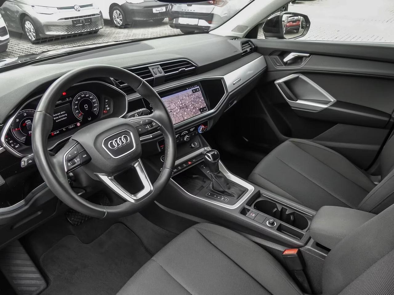 Audi Q3 35 TDI S tronic Business Advanced 150cv