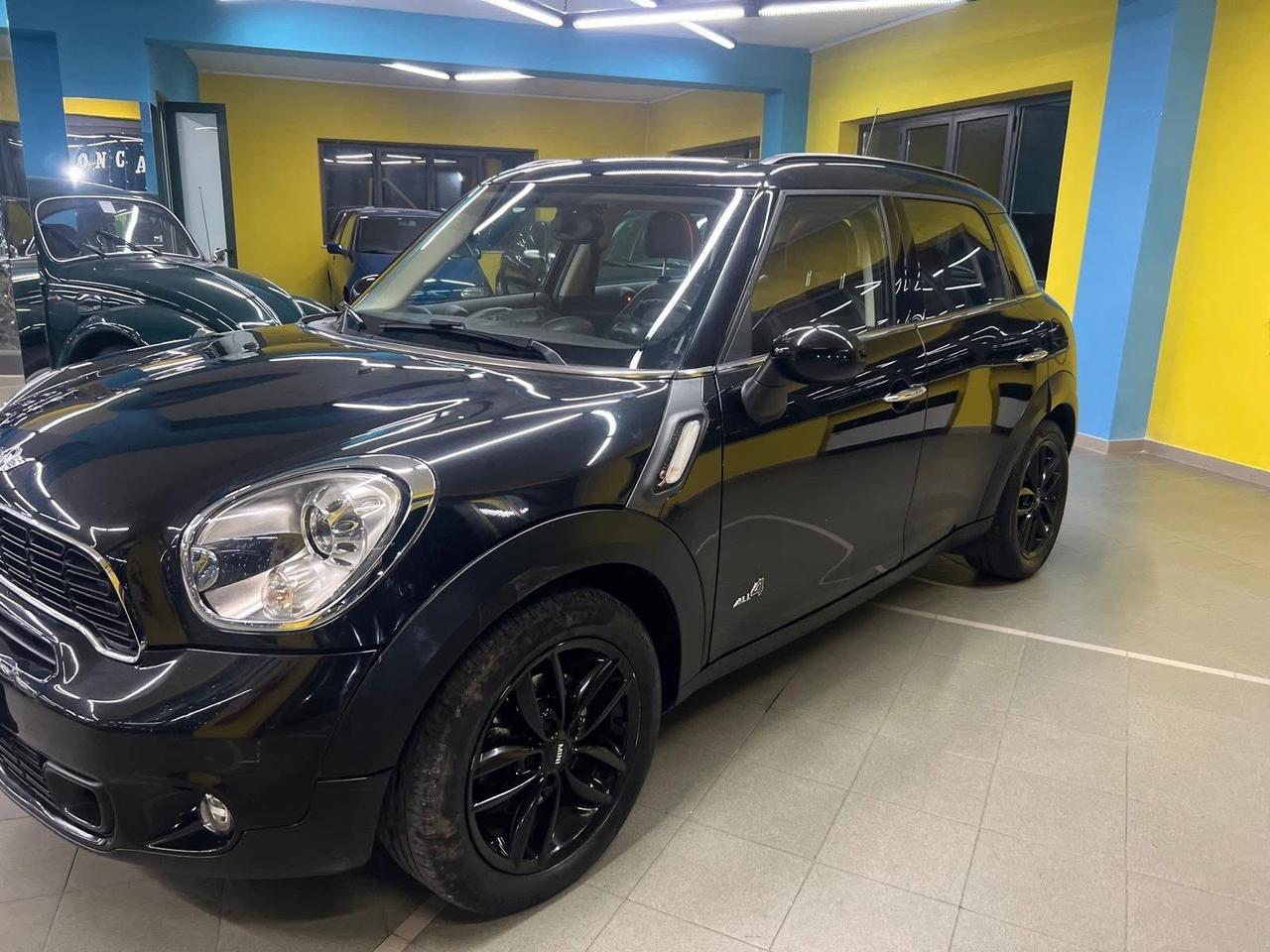 Mini Cooper SD Countryman 2.0 ALL4 garantita 12 mesi cambio automatico