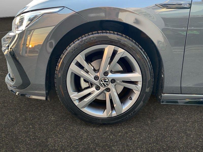 Volkswagen Golf Golf 1.5 eTSI 130 CV EVO ACT DSG R-Line