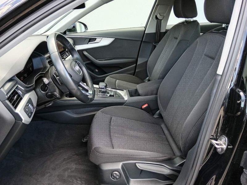 Audi A4 A4 Avant 30 2.0 tdi mhev Business Advanced 136cv s-tronic