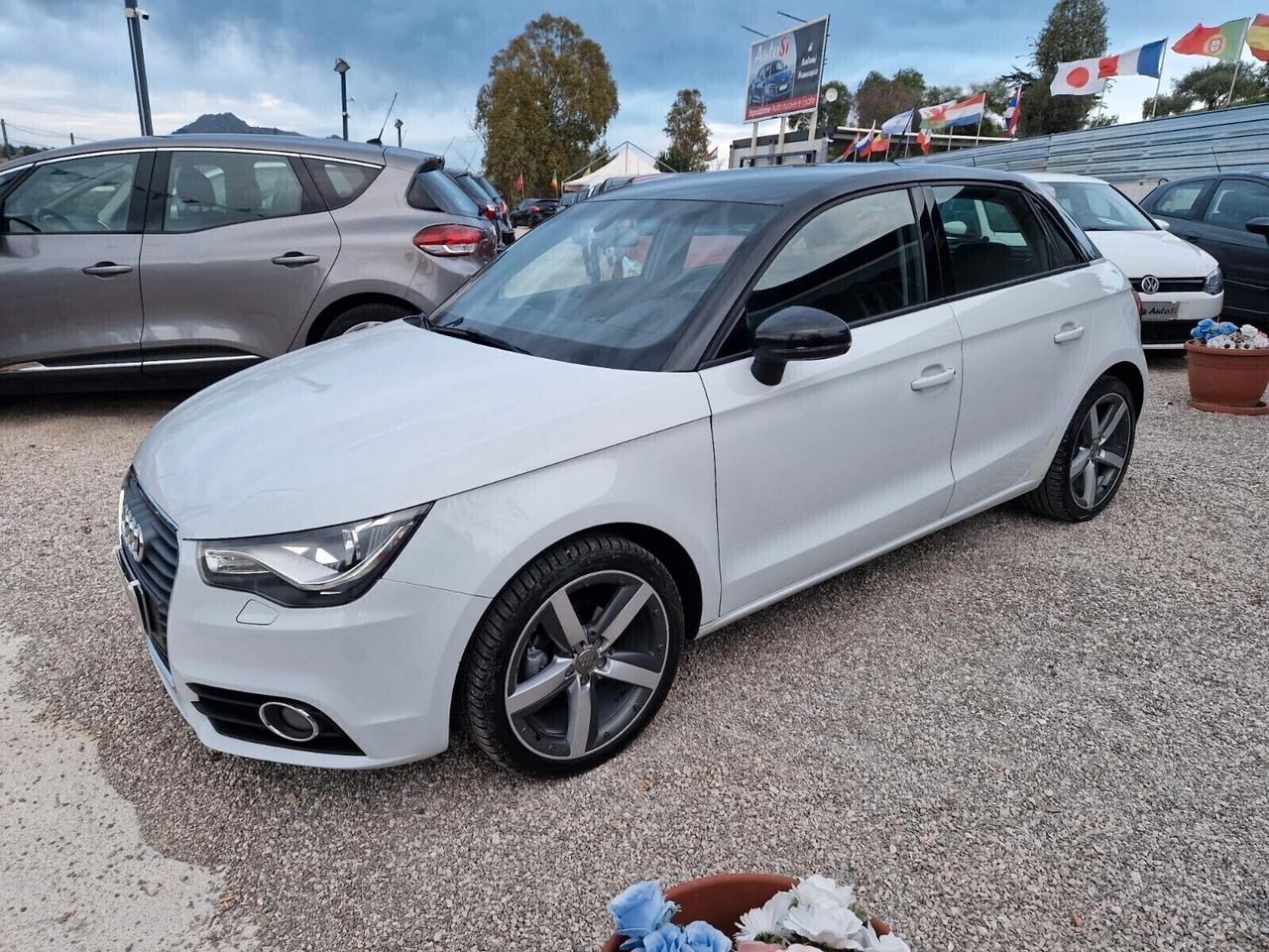 Audi A1 SPB 1.6 TDI Ambition auto per neopatentati