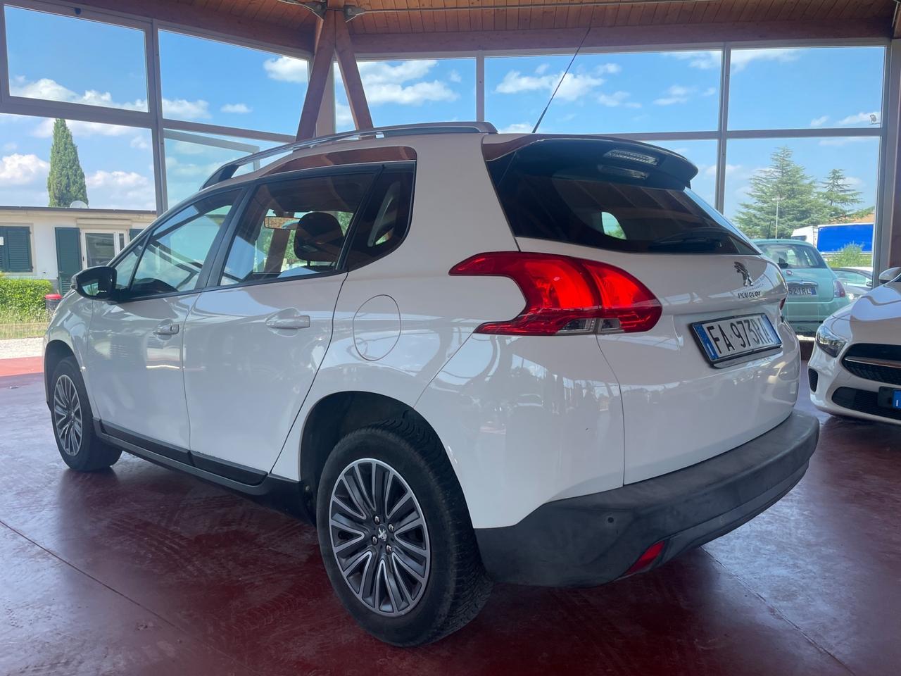 Peugeot 2008 PureTech 82 Allure