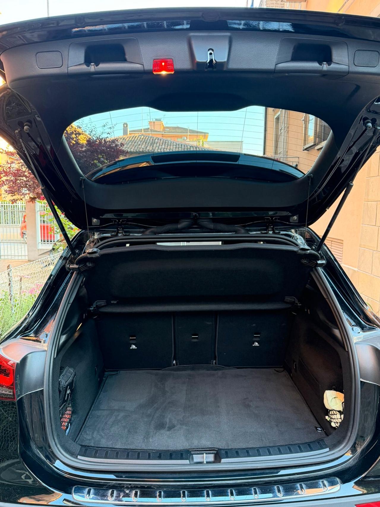 Mercedes-benz GLA 250 e hybrid EQ Premium